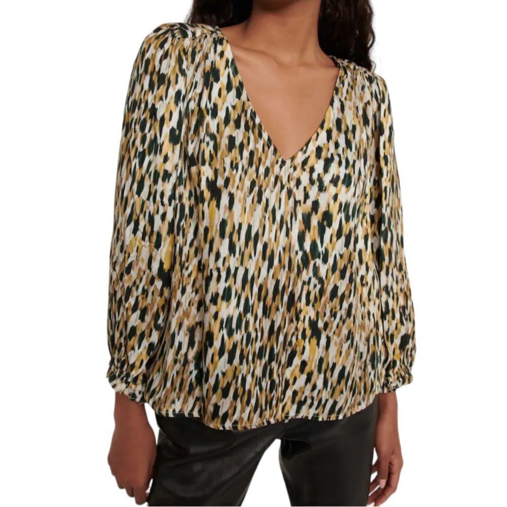 VELVET Animal Print V-Neck Blouse S